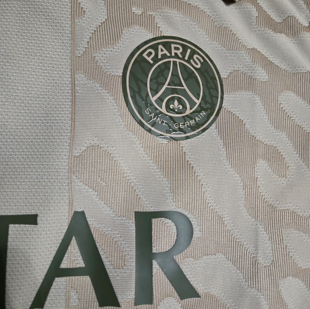 Nike PSG x Jordan 2024 Soccer Jersey  Men's Sz Large $170 FD6503-201